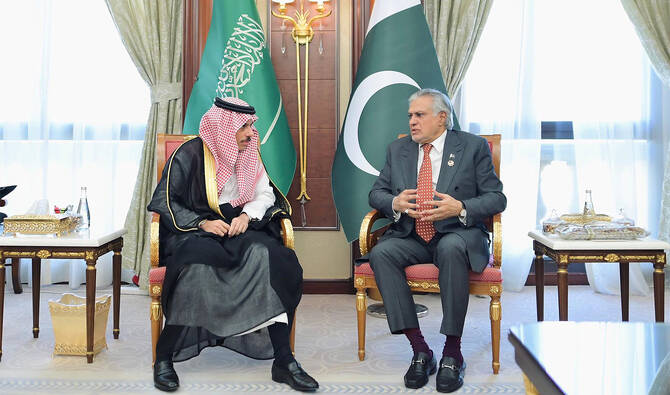 Ishaq Dar Urges Restraint with Saudi Counterpart Amid Yemen Tensions