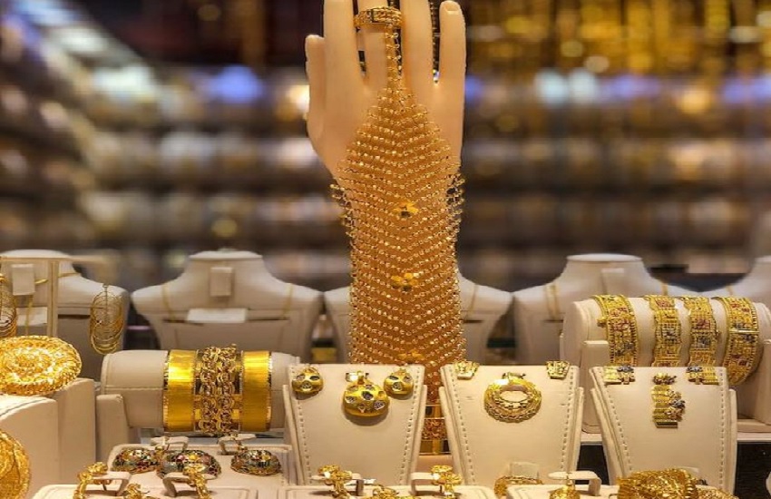 Gold price surge across Pakistan yet again