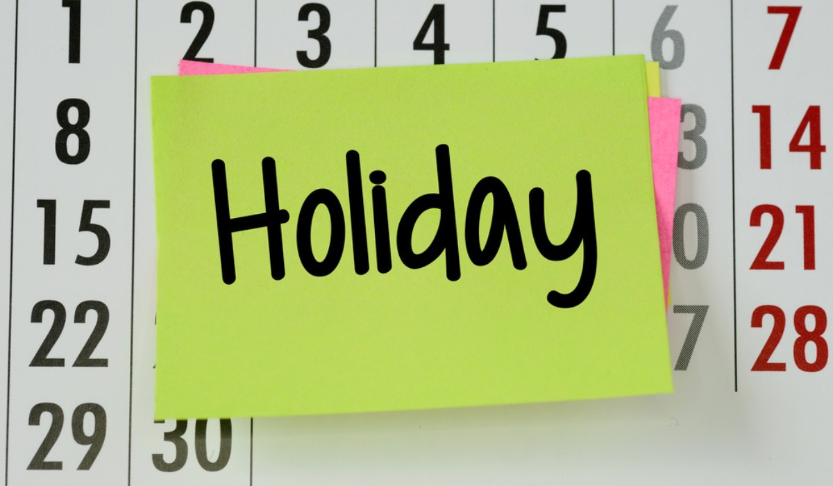 Government announces holiday on Tuesday