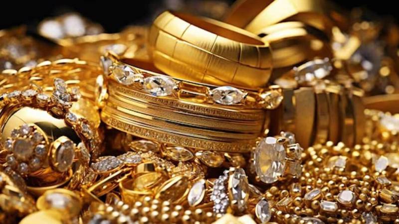 Gold and silver prices decline after two-day rally