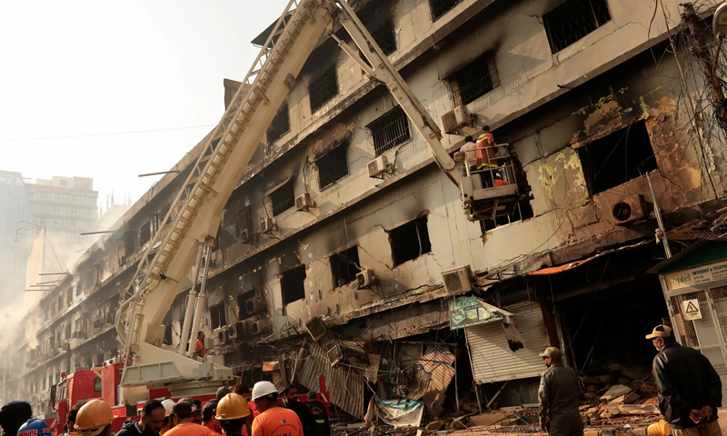 Karachi Gul Plaza Fire: 26 Dead, 81 Missing as DNA Identification Continues