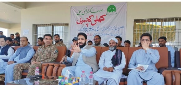 Gwadar Officials Broker Deal, Ban "Circling" Fishing in Pasni Waters