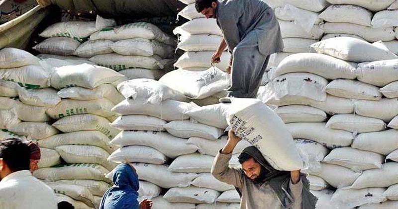 Rising flour prices add to financial strain on households across Pak