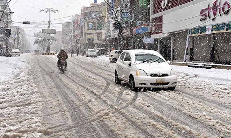 The first snowfall of winter has hit several areas of Pakistan’s Balochistan province. The cold has intensified sharply across the region.