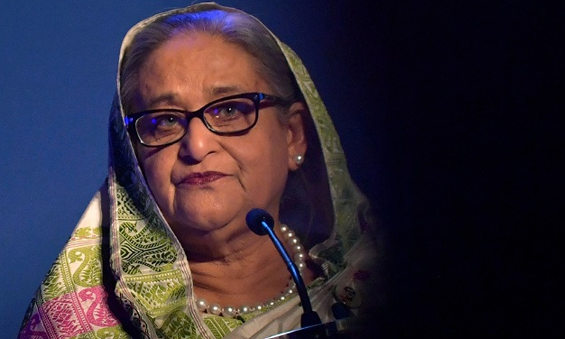 PM, Field Marshal Draw Attention at Davos Forum