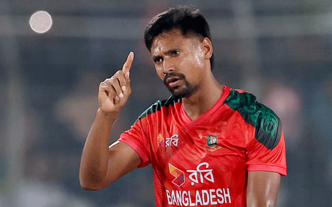 Qalandars sign Mustafizur Rahman for PSL 11
