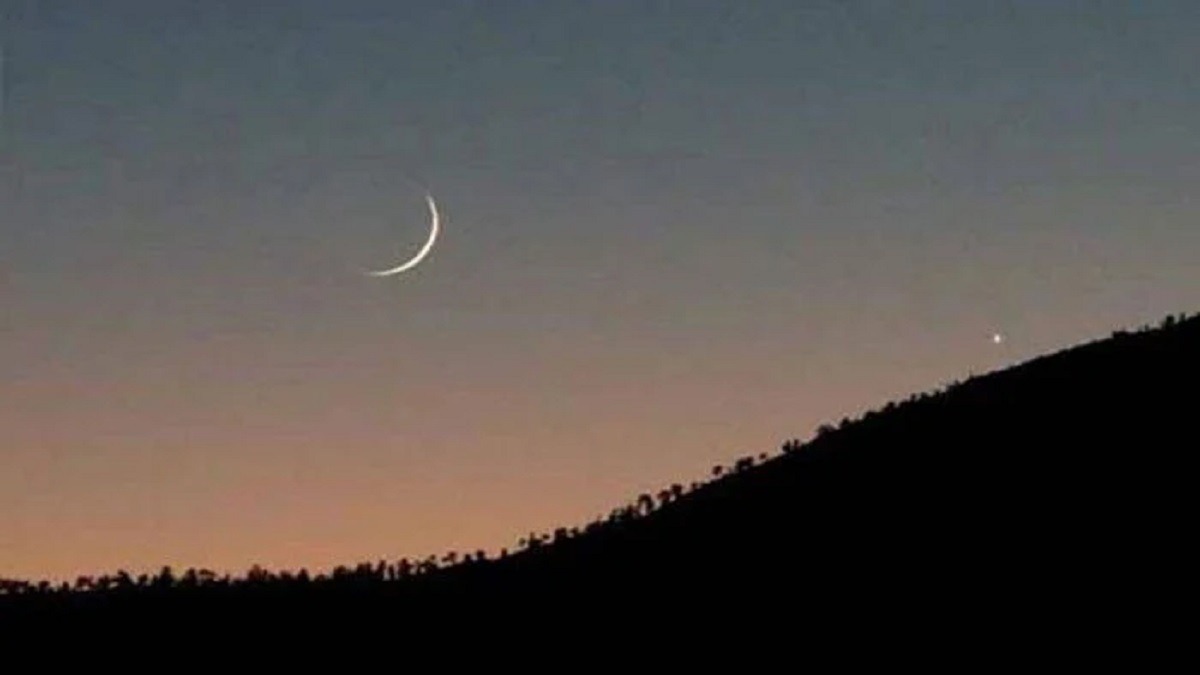 Ramzan Crescent moon sighted in Pakistan