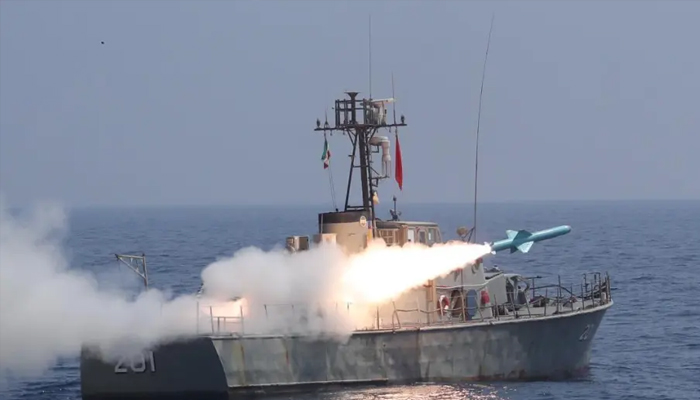 Iranian Army ready to close Strait of Hormuz on orders