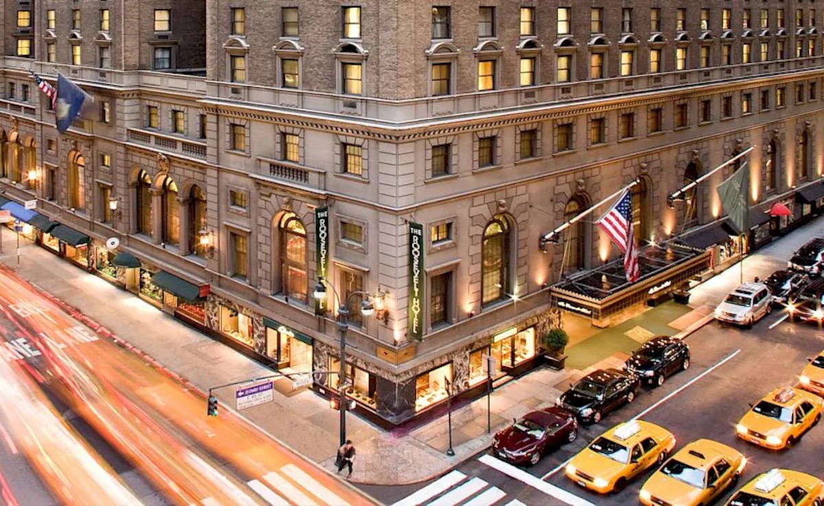 Pakistan, US Ink MoU on Roosevelt Hotel