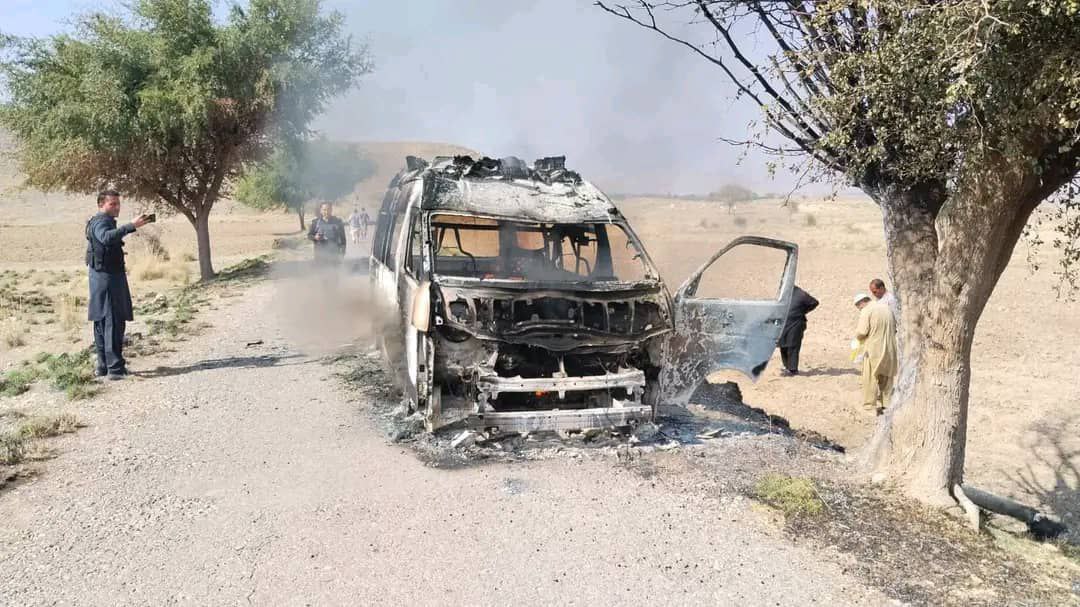 Khawarij Burn Wounded FC Officers Alive in Ambulance in Karak