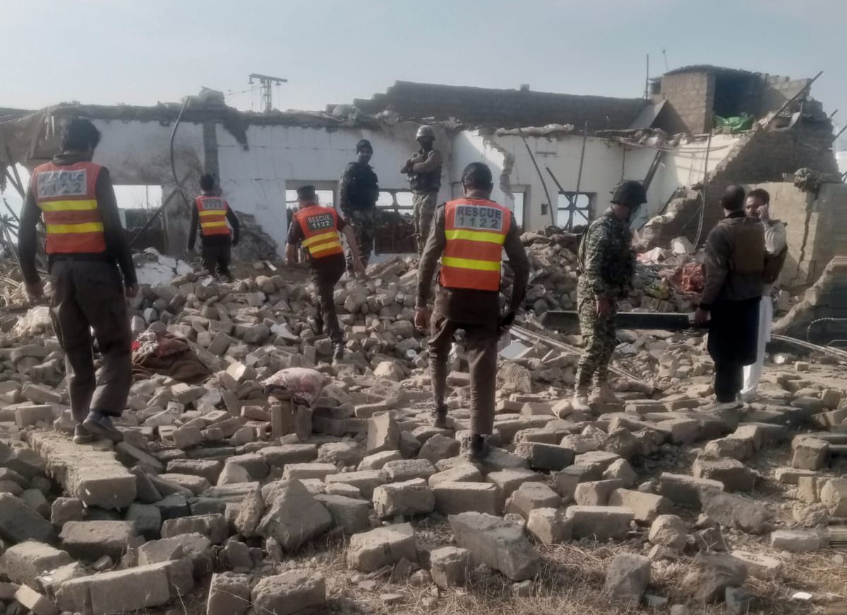 12 Khawarij Killed, 11 Soldiers Martyred in Foiled Terror Attack in Bajaur: ISPR