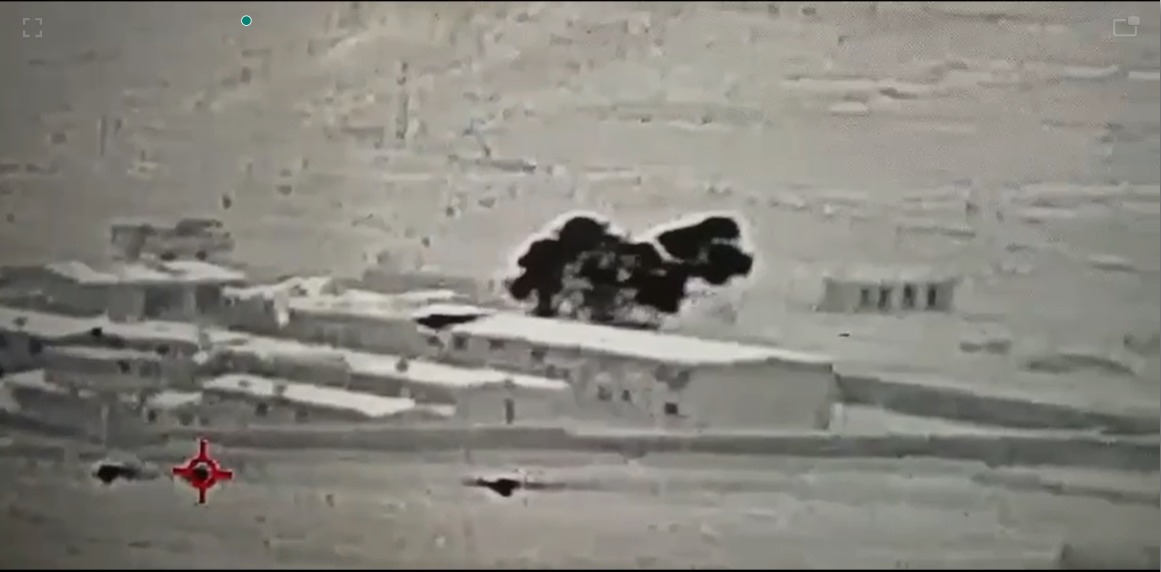 Taliban Fighters Run for Their Lives After Pakistan Captures Afghan Border Posts