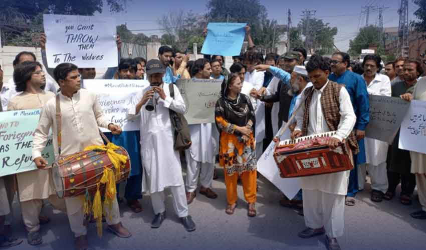 Afghan Artists seek stay in Pakistan over life threats