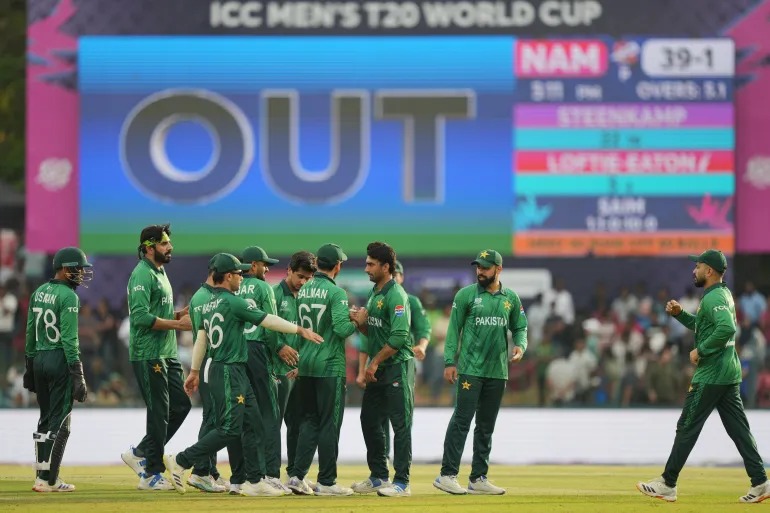 Pakistan’s cricketer fined for harassing a woman in Colombo hotel