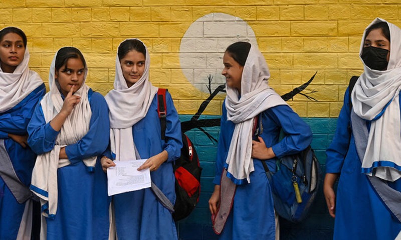 Four-Day Holidays Announced in Federal Schools 