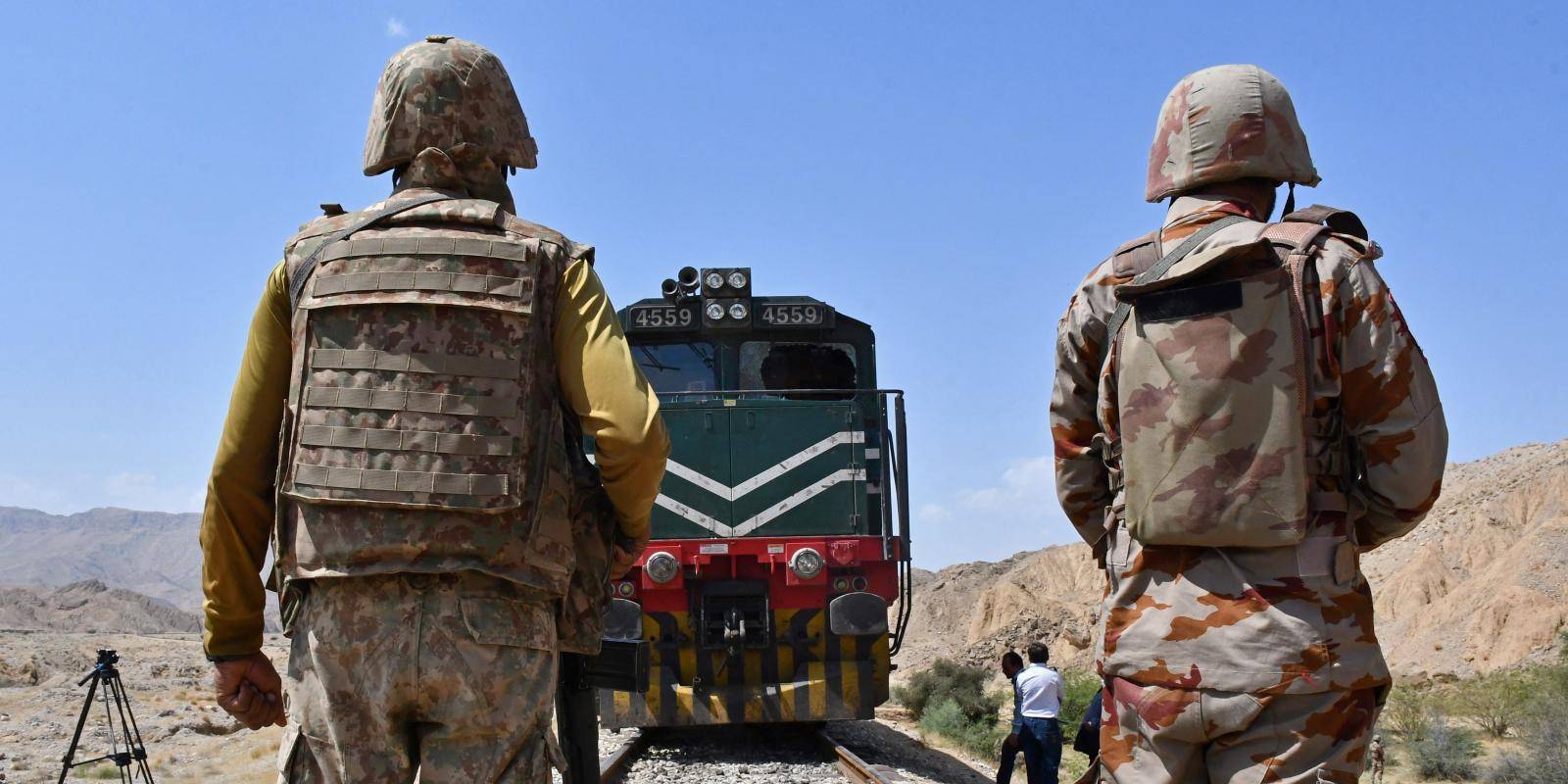 Bolan Bolan Mail Train Service from Quetta to Karachi Suspended