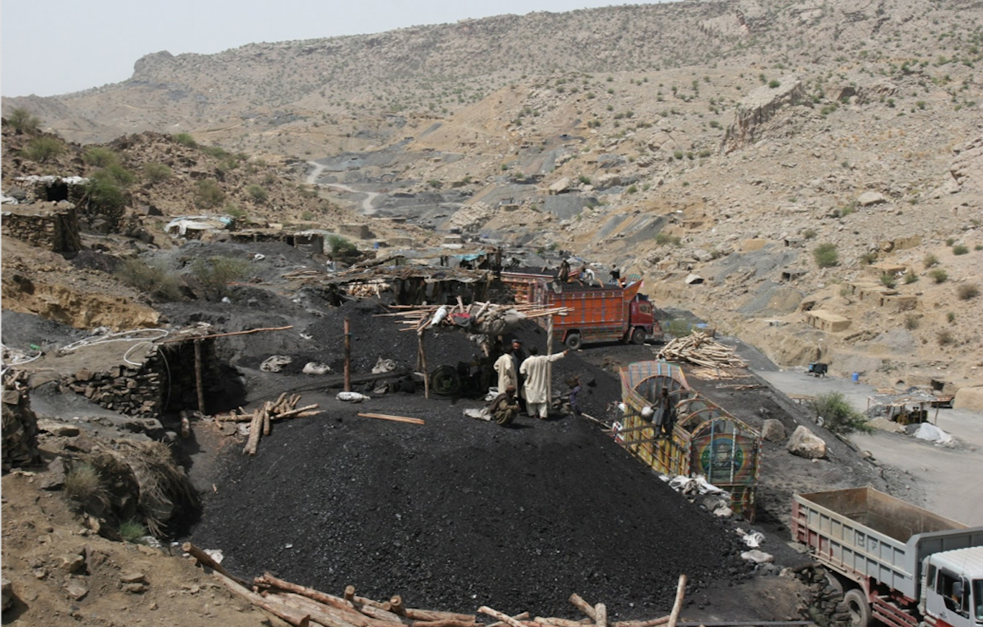 Toxic Gas Kills Two Miners at Duki Coal Mine