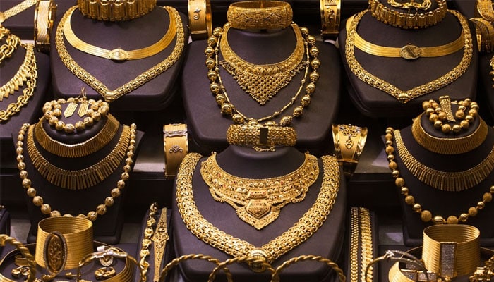 Gold Prices Drop in Pakistan Again
