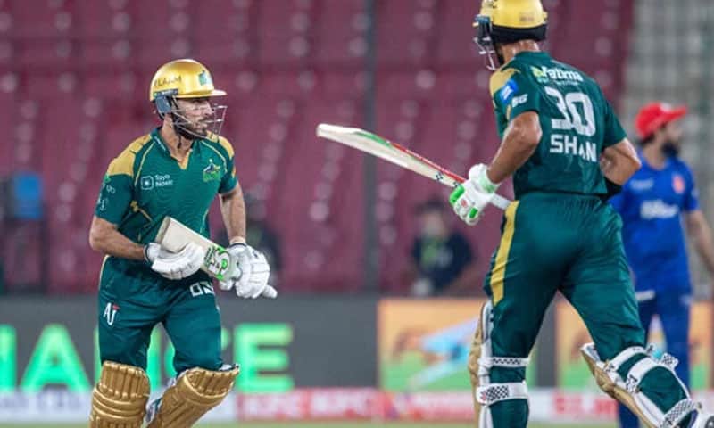 Islamabad United Defeat Multan Sultans by 4 Wickets