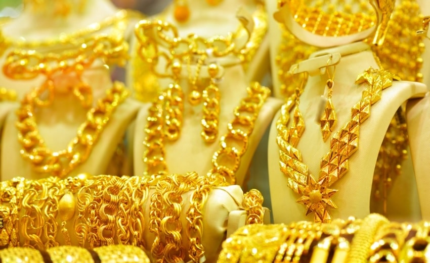 Gold Prices Surge by Rs 1,400 per Tola in Pakistan