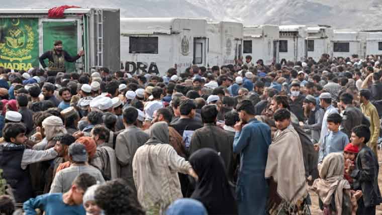 Afghan Refugees Continue Mass Return from Pakistan