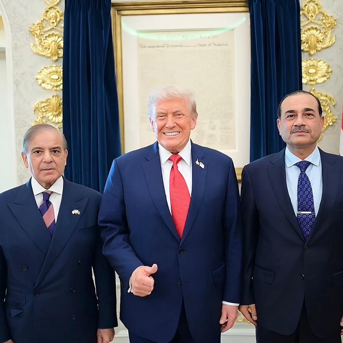 Trump calls Asim and Shahbaz Extra-0rdinary men