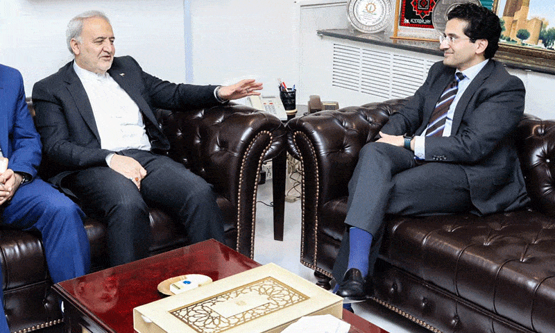 Pakistan, Iran Reaffirm Commitment to Stronger Ties