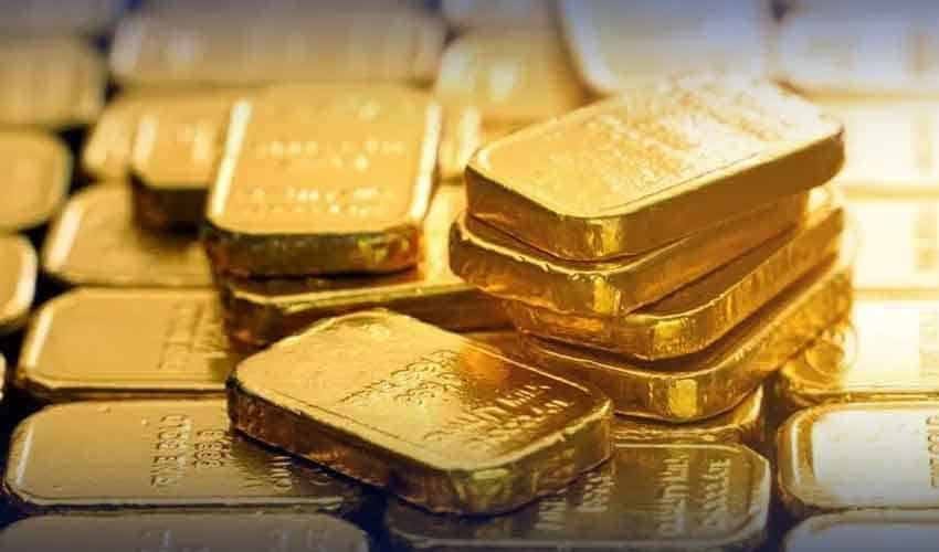 Gold Prices Dip in Pakistan as International Market Cools