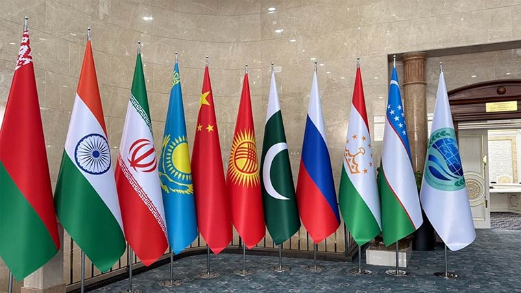 Russia Warns of Massive Terror Influx in Afghanistan