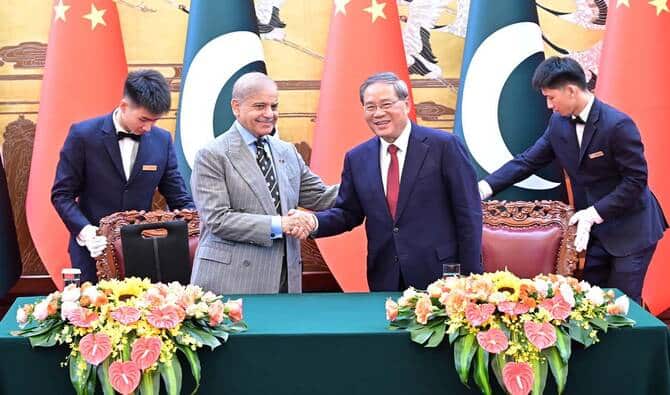 PM Shehbaz Thanks China for Supporting Pakistan’s Mediation in US-Iran Talks