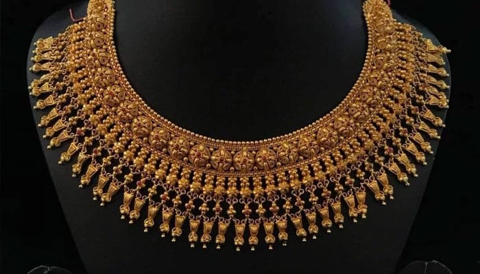 Gold Prices Surge Sharply in Pakistan