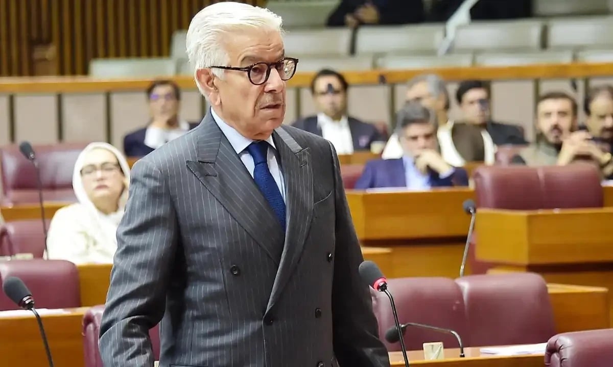 Pakistan Will Respond to Kabul Like Delhi if Threats Persist: Khawaja Asif