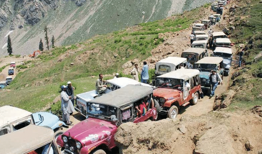 Record Tourist Influx Hits Kaghan Valley During Eid Holidays