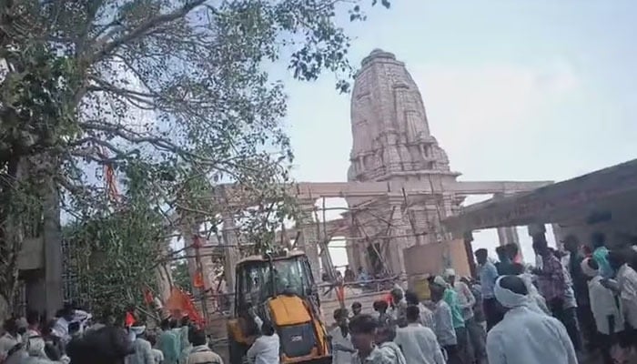 Six Killed After Temple Roof Collapses in India