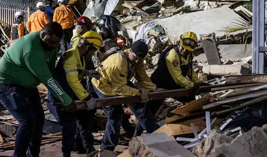A Hundred Thousand Deaths Feared in Earthquake