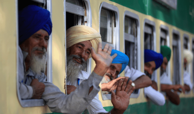 Pakistan Issues Hundreds of Visas to Indian Sikh Pilgrims for Religious Festival.