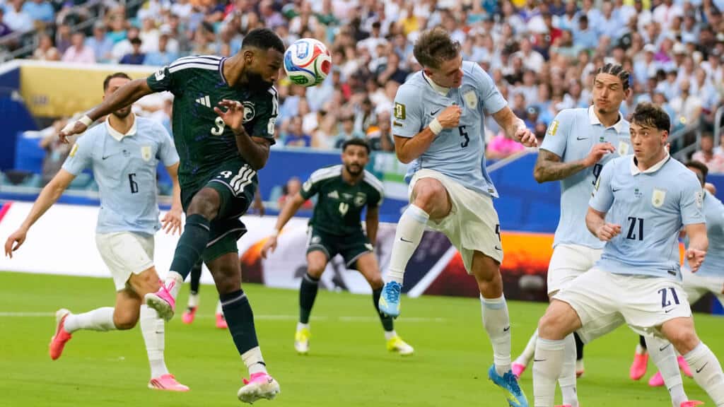 Late Uruguay Goal Denies Saudi Arabia a Famous World Cup Win
