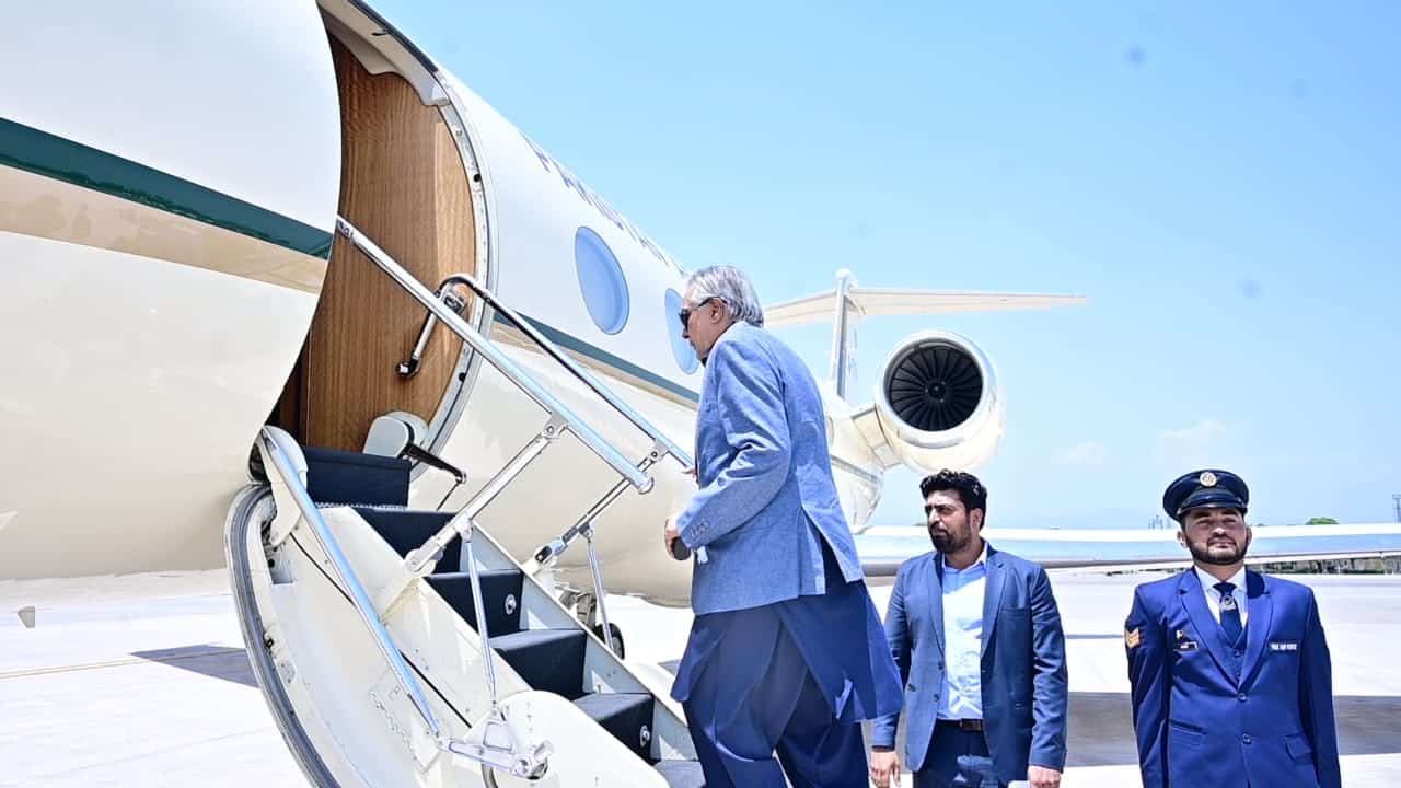 Ishaq Dar Heads to Cairo for R4 Foreign Ministers’ Meeting