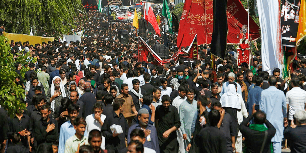 Pakistan Observes Youm-E-Ashura Amid Tight Security and Mobile Shutdowns