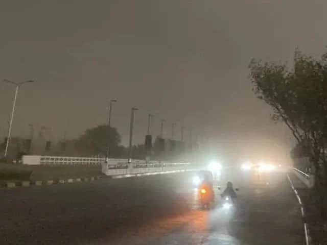 Strong winds and storms will close the motorway