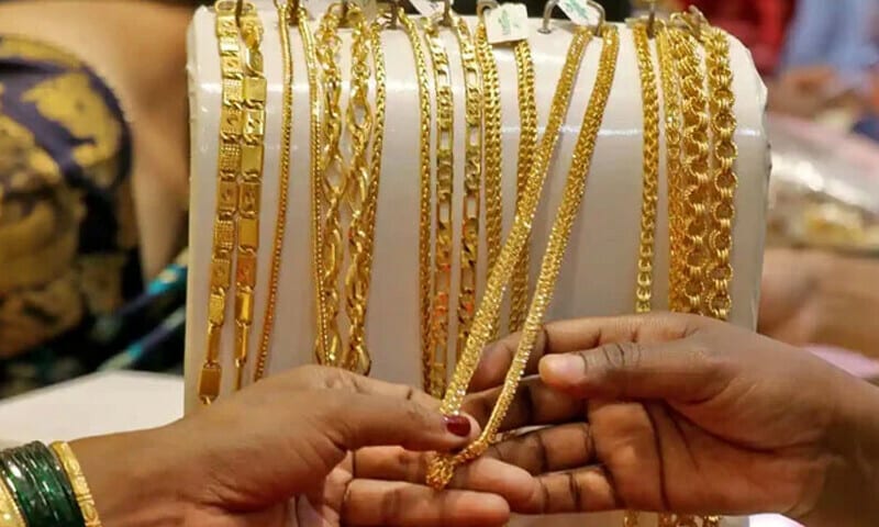 Gold prices decline across Pakistan as international market weakens