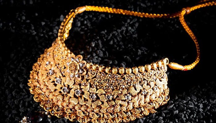 Gold Prices Drop Again in Pakistan