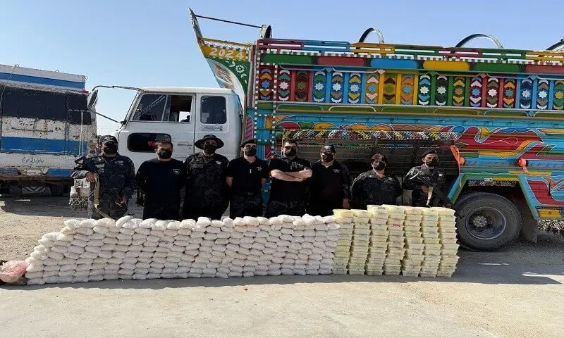 Balochistan: Crystal ice worth Rs 110 million recovered from Mazda truck loaded with tomatoes