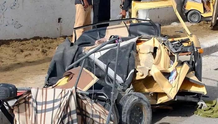 Truck-Rickshaw Collision in Faisalabad Kills Three