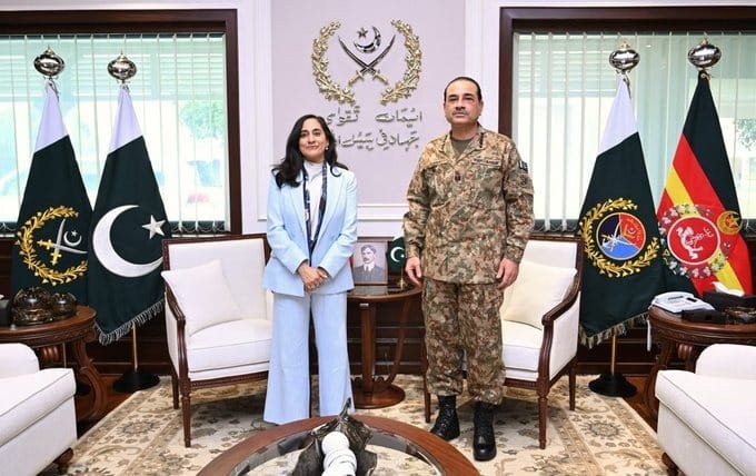 Canadian Foreign Minister and Army Chief Asim Munir