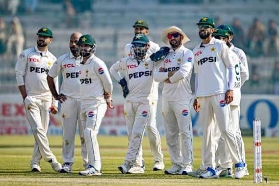 Team Meeting and Squad Updates After First Test Defeat
