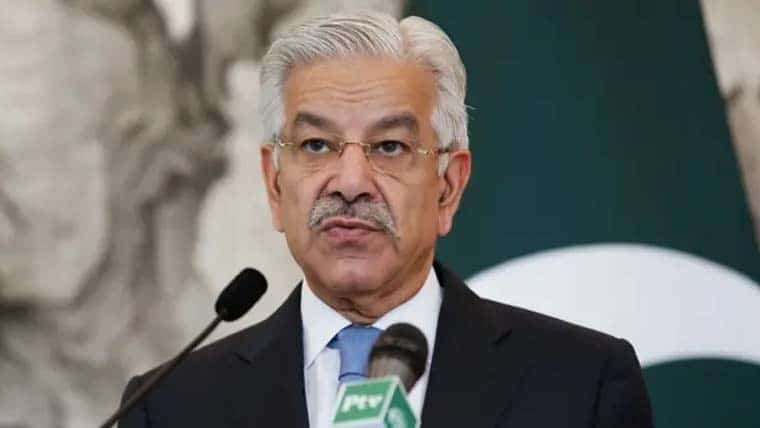 Khawaja Asif Slams Banned Action Committee’s Protest