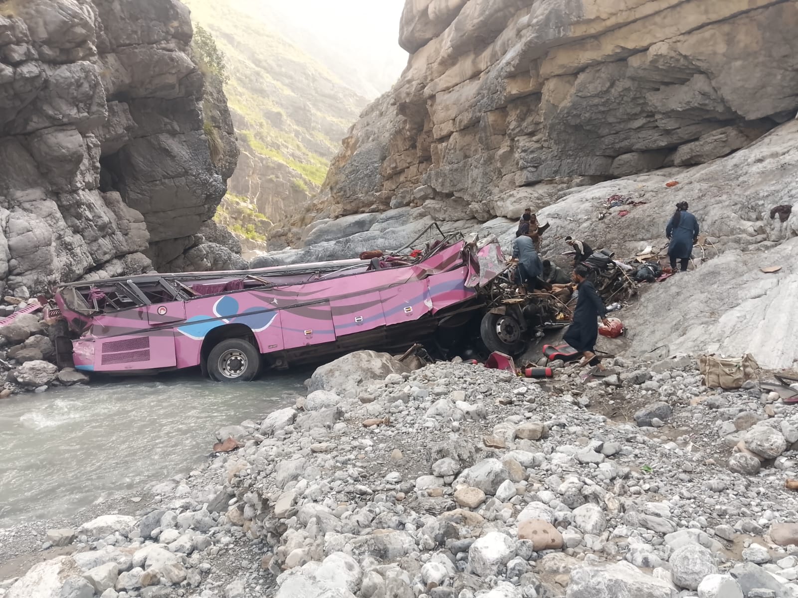 40 Killed After Passenger Bus Plunges into Ravine in Balochistan