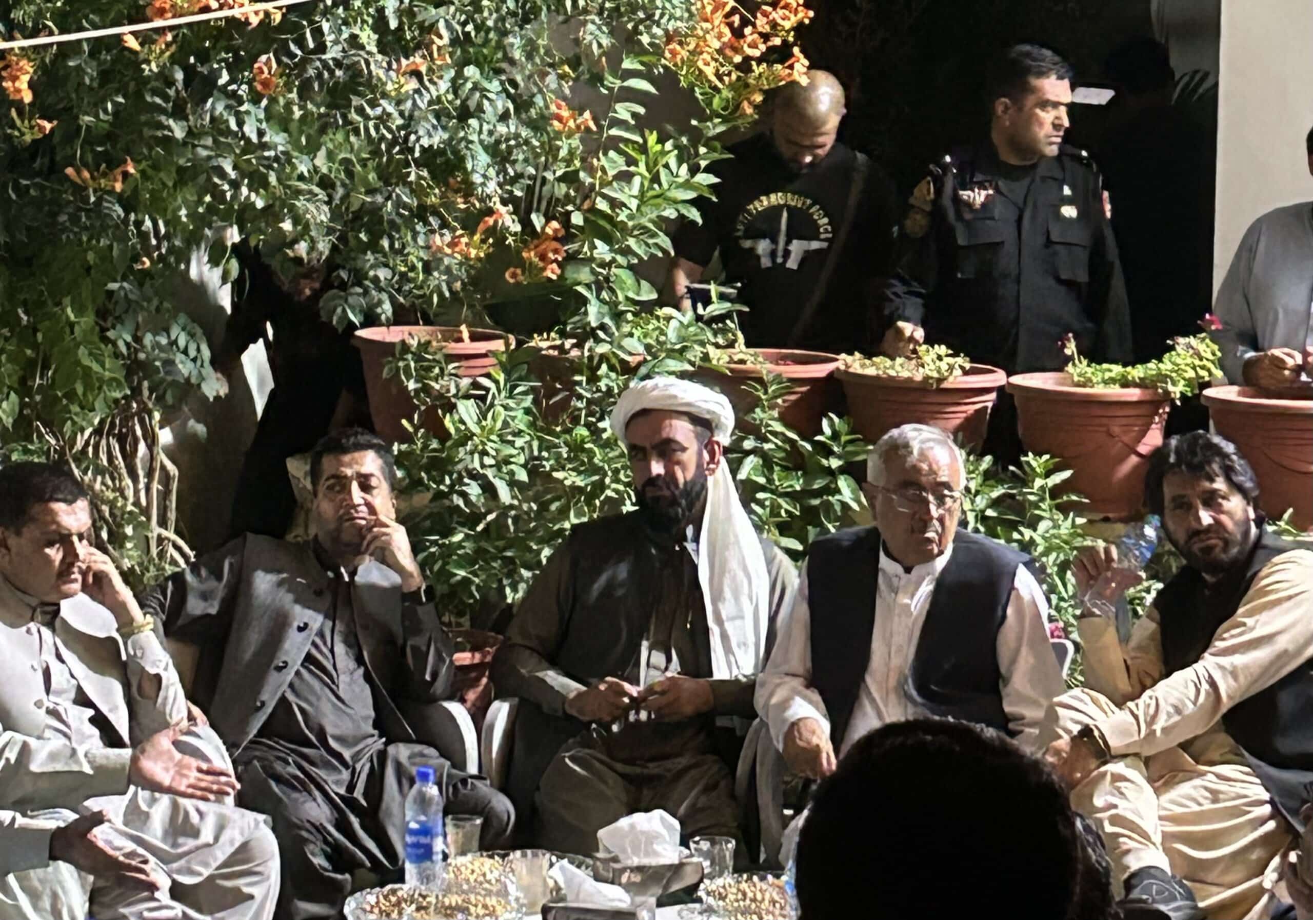 Breakthrough in Quetta talks as Balochistan govt assures Judicial Commission into Ziarat tragedy