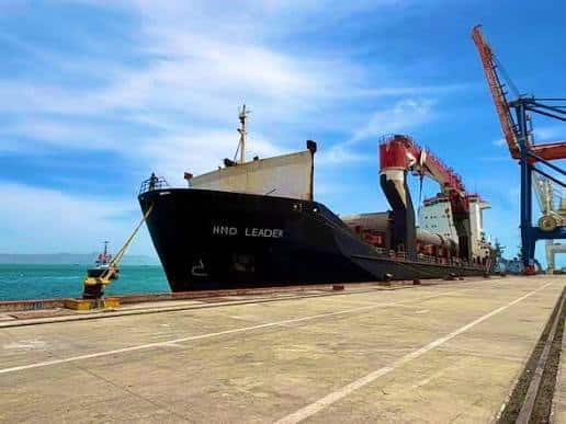 Gwadar Port maintains smooth operations as International Cargo Vessel arrives amid regional maritime tensions